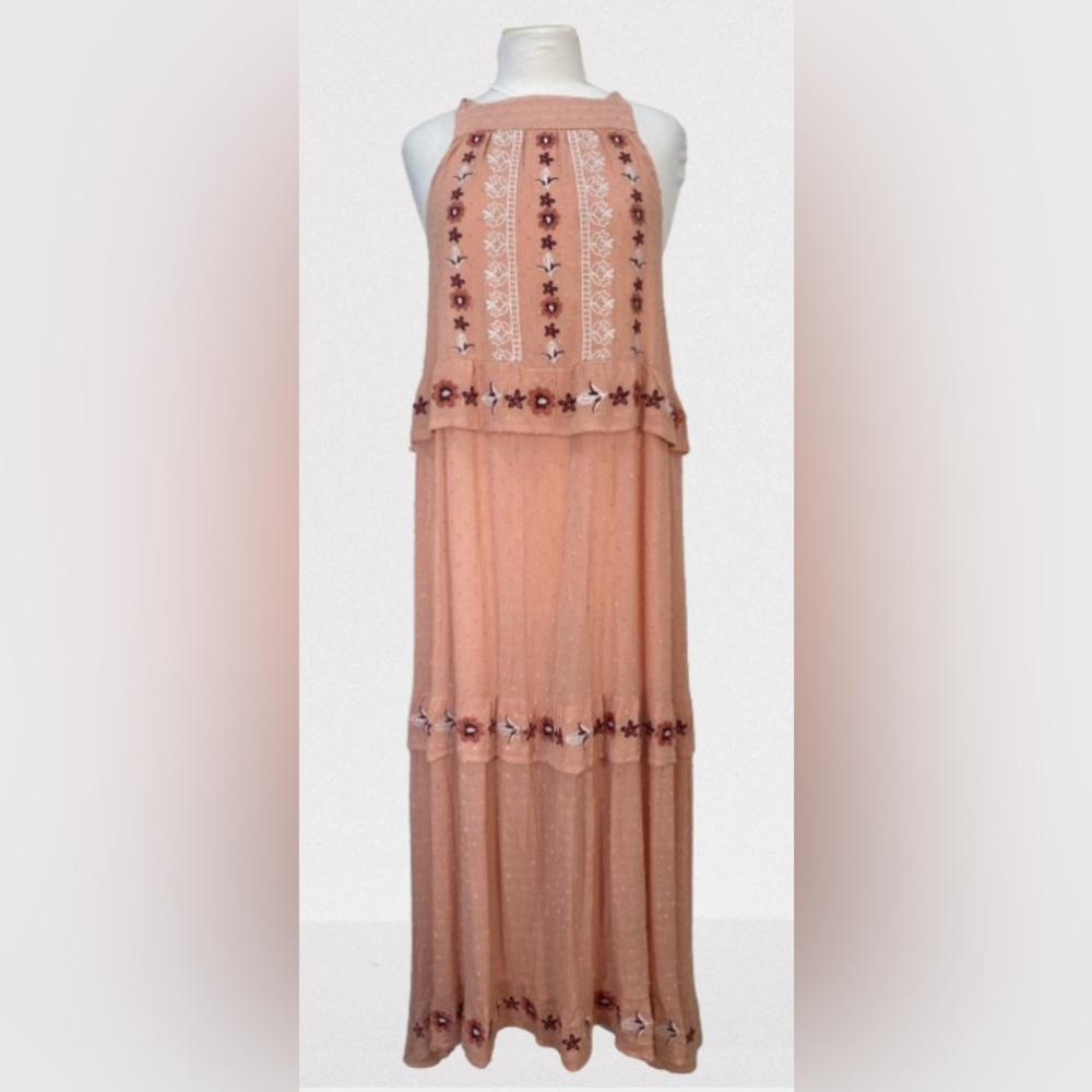NWT Size Medium THML Maxi Dress